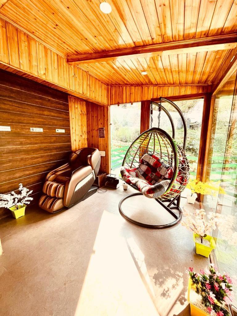 Tata Vista Resort Mall Road Manali - Centrally Heated & Air Cooled Exterior foto