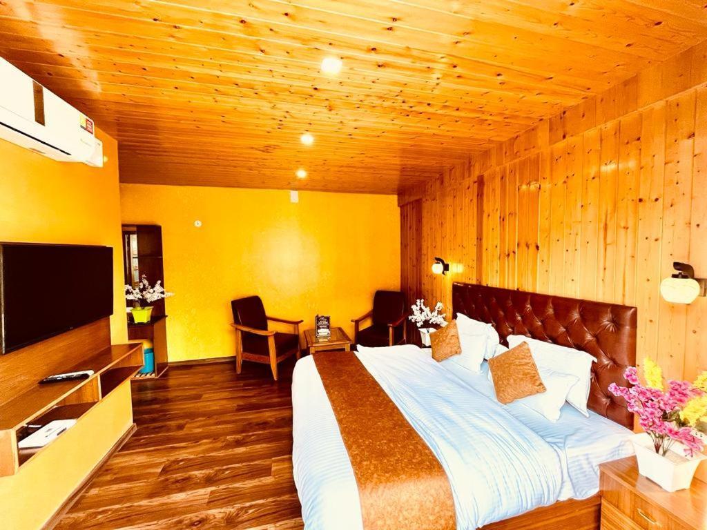 Tata Vista Resort Mall Road Manali - Centrally Heated & Air Cooled Exterior foto